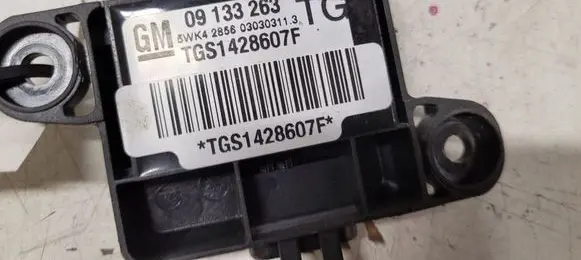 Opel Zafira A Airbag deployment crash/impact sensor 09133263 TGS1428607F