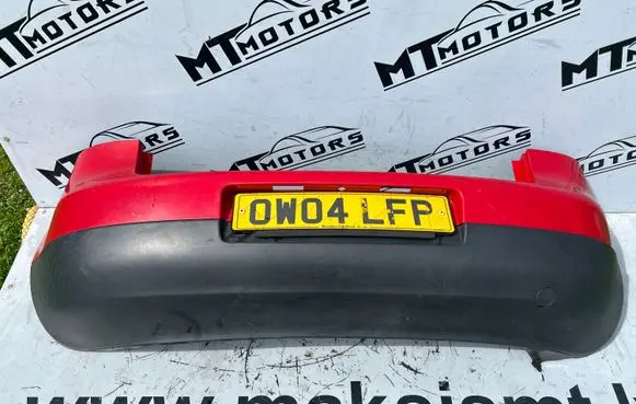 Volkswagen Golf V Rear bumper 1K6807521