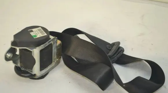 Audi A4 S4 B7 8E 8H Front seatbelt 604718400 008R000 H10947