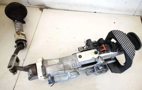Mercedes-Benz E W210 Steering wheel axle a2104606116
