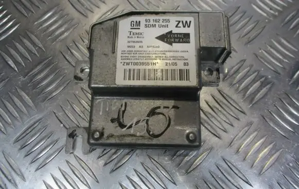 Opel Tigra B Airbag control unit/module 93162255