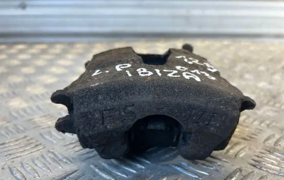 Seat Ibiza IV (6J,6P) Front brake caliper