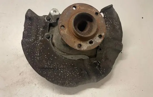 BMW 5 E60 E61 Front wheel hub 6760953