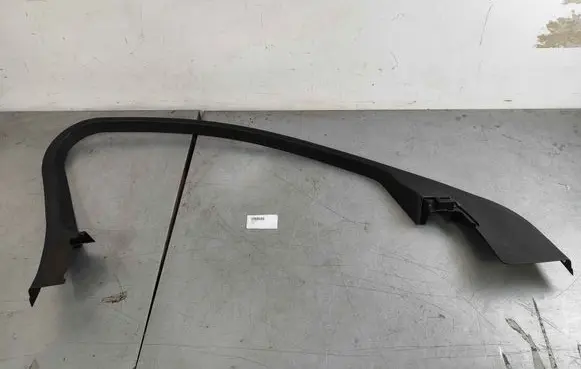 Jaguar XE Front door glass trim molding T4N1223