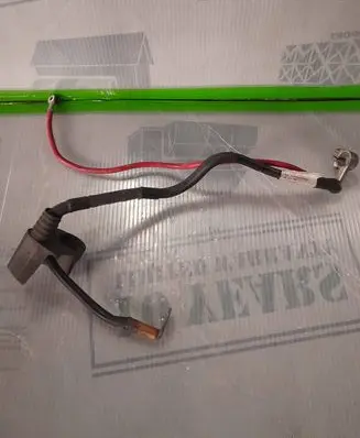 Volkswagen Touran I Positive cable (battery) 1K0971228N