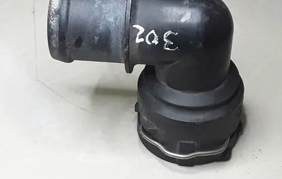 Seat Cordoba (6L) Engine coolant pipe/hose 1J0122291F