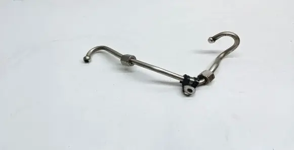 Audi A4 S4 B8 8K Fuel injector supply line/pipe 06J127501M