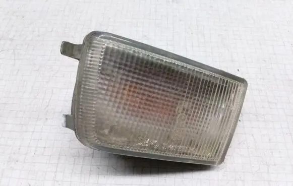 Volkswagen Golf III Front indicator light 084411606RF 014411606RC