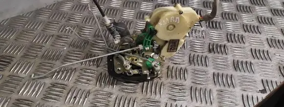 KIA Sorento Front door lock