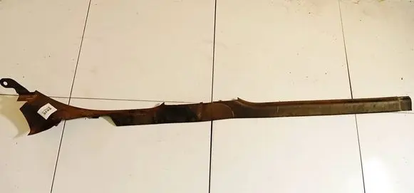 Volkswagen PASSAT B5 Front sill trim cover 3b0853369c