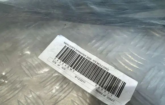 Mercedes-Benz Sprinter W906 Windshield trim 5439ASMV
