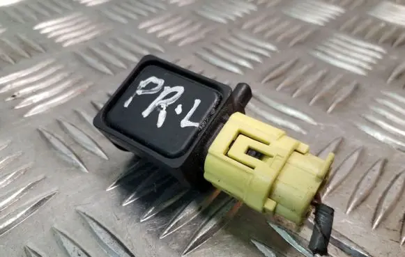 Honda FR-V Airbag deployment crash/impact sensor
