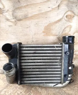 Audi A6 S6 C6 4F Intercooler air channel guide 4F0145805E