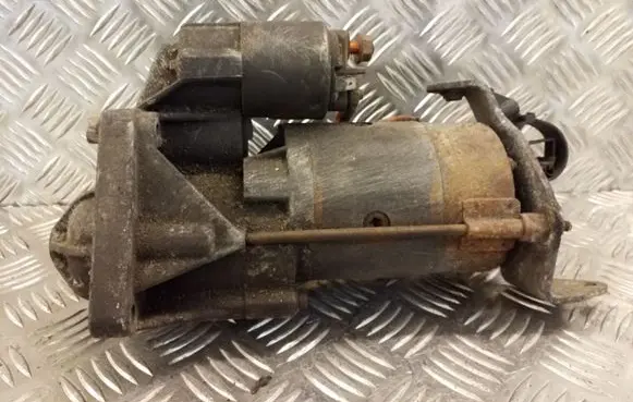 Renault Laguna I Starter motor