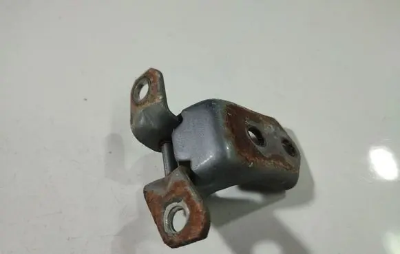 Mazda 3 I Front door upper hinge 
