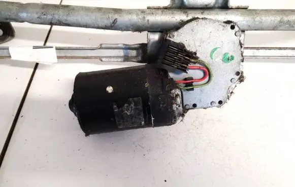 Volkswagen Golf IV Wiper motor 1j0955119