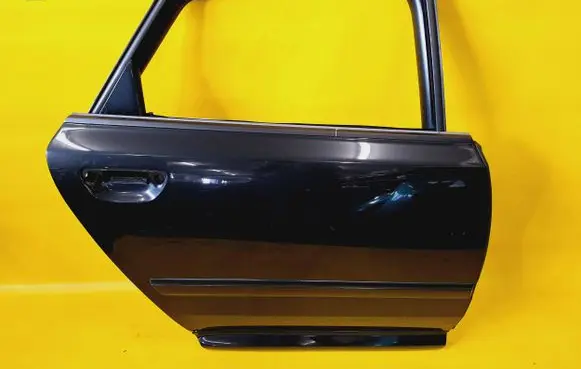 Audi A8 S8 D3 4E Rear door