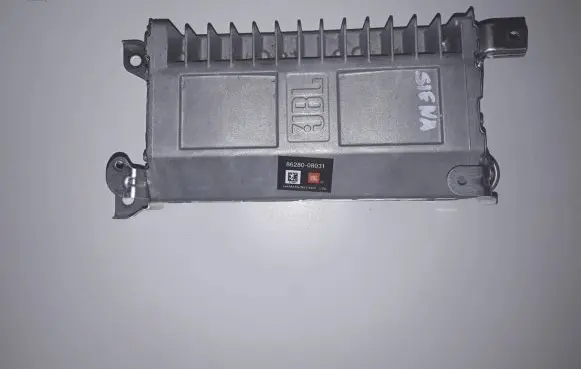 Toyota Sienna XL30 III Sound amplifier 8628008031