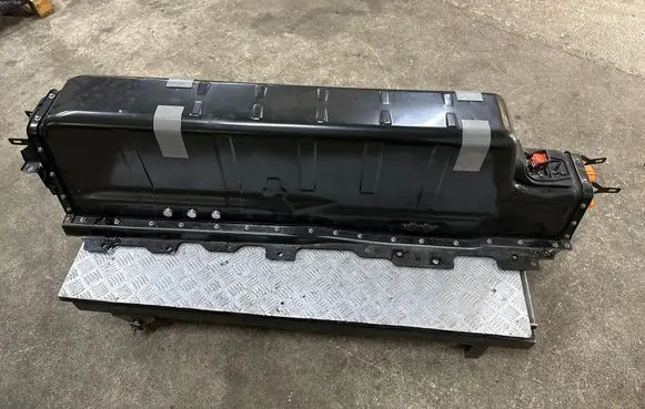 Volvo XC60 Hybrid / electric car battery P32290825 32290825