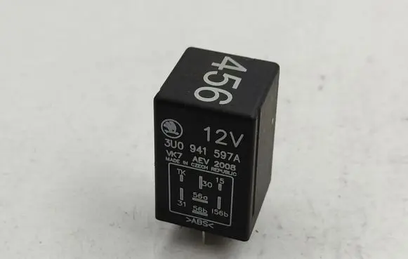 Seat Alhambra (Mk1) Other relay 3U0941597
