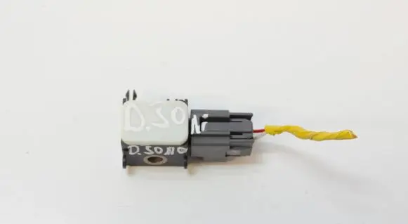 Hyundai Santa Fe Airbag deployment crash/impact sensor 959202B000