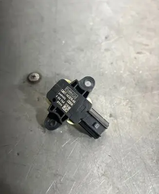 Ford Kuga II Airbag deployment crash/impact sensor CM5T14C676AA 140401 C83HA
