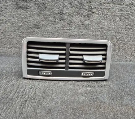 Audi Q7 4L Rear air vent grill 4L0819203K 4L0819203 4L0819203K3Q7