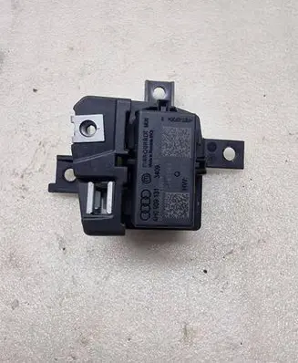 Audi A8 S8 D4 4H Keyless (KESSY) go control unit/module 4H0909131 118106S 3409010103