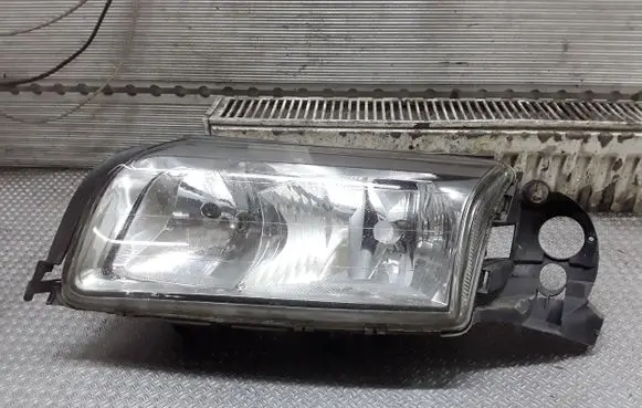 Volvo S80 Headlight/headlamp 8662855