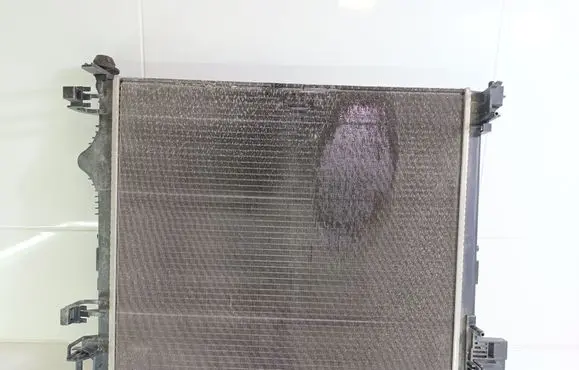 Coolant radiator