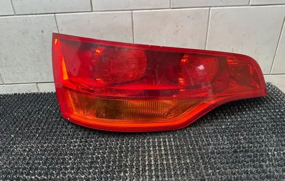 Rear/tail lights