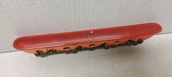 Peugeot 206 Third/center stoplight