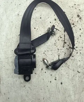 SsangYong Rodius Rear seatbelt RR2LHG2L CAUTI0N