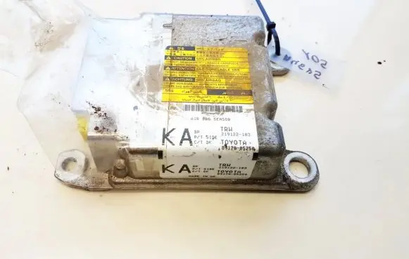 Toyota Avensis T270 Airbag control unit/module 219122103 219122-103