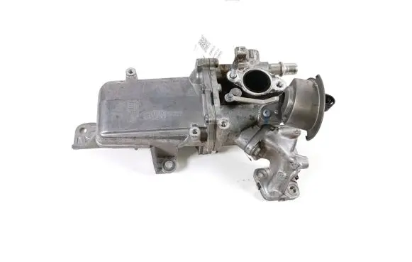 Renault Master III EGR valve cooler 147353981R