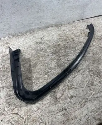 Mercedes-Benz C W205 (B) pillar trim (bottom) 15670949
