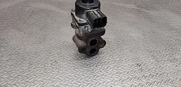 Subaru Legacy EGR valve
