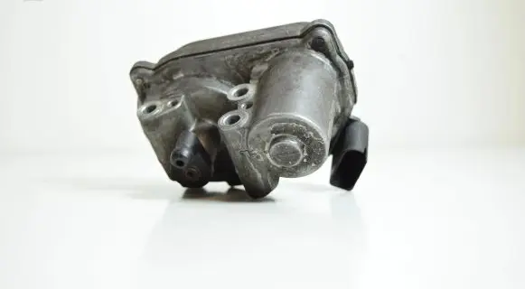 Audi A4 S4 B8 8K Intake manifold valve actuator/motor A2C53248883