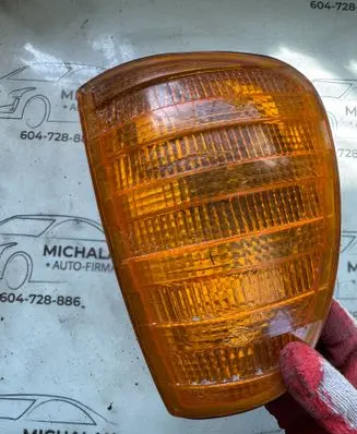 Front indicator light
