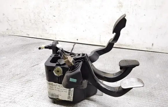 Fiat Stilo Pedal assembly 00468439900 3801920006