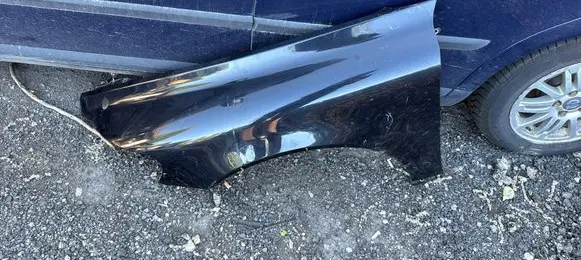 Volvo C70 Fender
