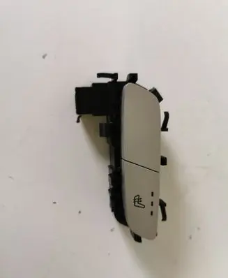 Mercedes-Benz C W205 Seat heating switch A2059050404