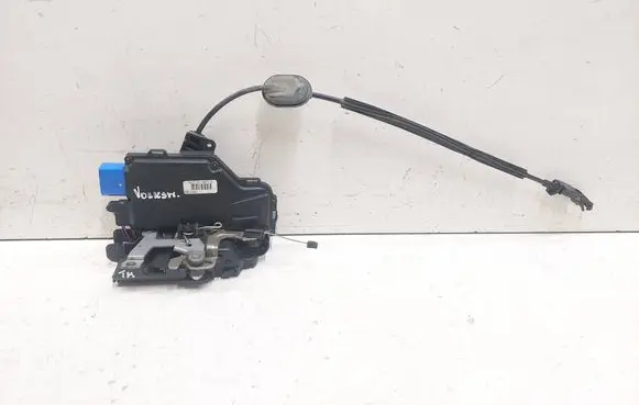 Volkswagen Golf Plus Front door lock 3D1837015 5M0837085A
