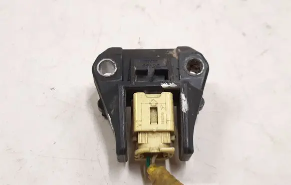 Subaru Legacy Airbag deployment crash/impact sensor 98231AG020 760809HG9