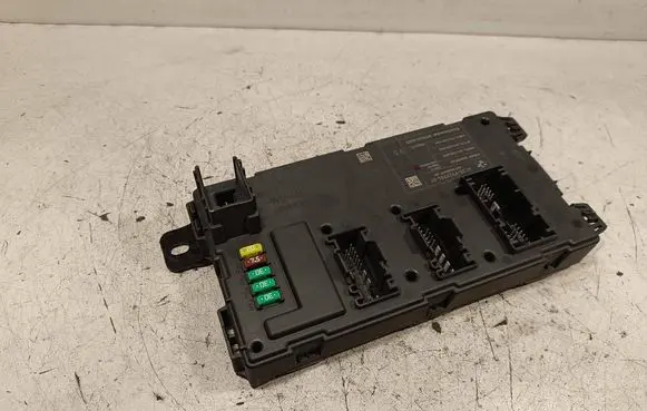 BMW 4 F32 F33 Comfort/convenience module 9329704