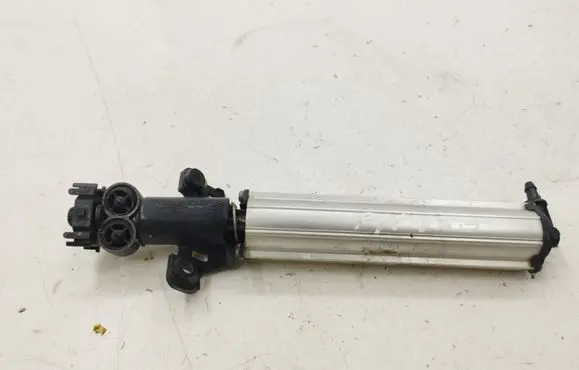 Volvo V60 Headlight washer spray nozzle 2551104523