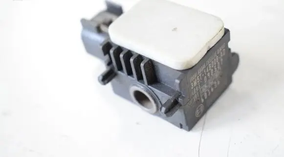 Mazda MPV II LW Airbag deployment crash/impact sensor 3M5T14B006AD