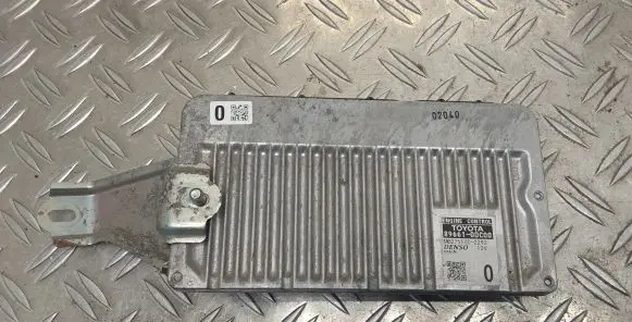 Toyota Yaris Engine control unit/module 896610DC00