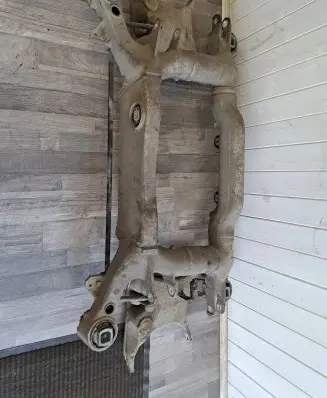 BMW 5 E60 E61 Rear subframe 4027011