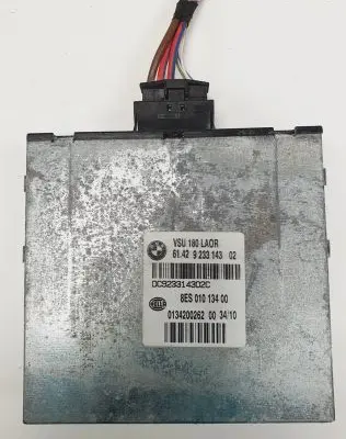 BMW 5 F10 F11 Voltage converter inverter 9233143